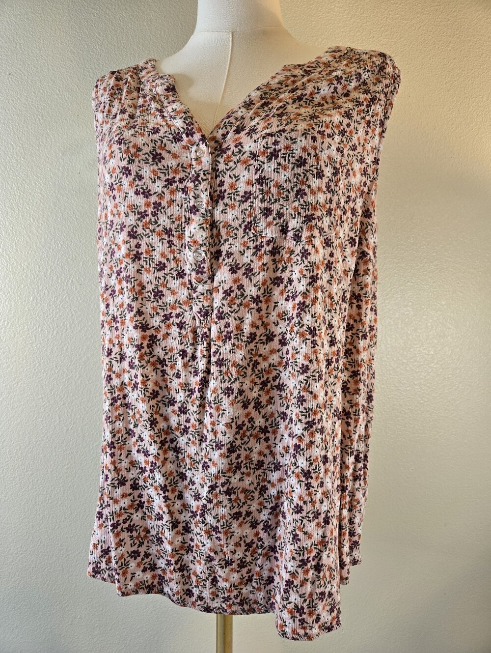 Market and Spruce Pink Floral Sleeveless V-Neck Blouse 1X